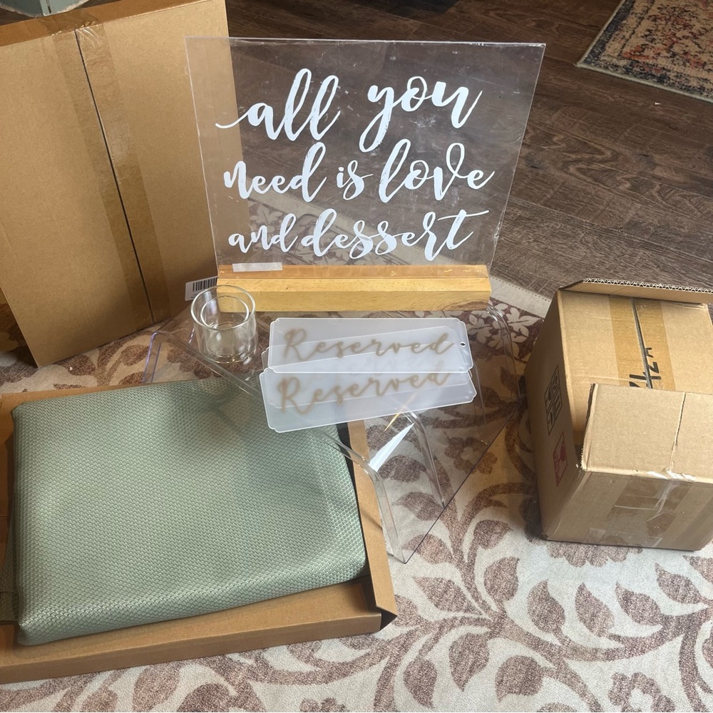 WEDDING DECOR BUNDLE